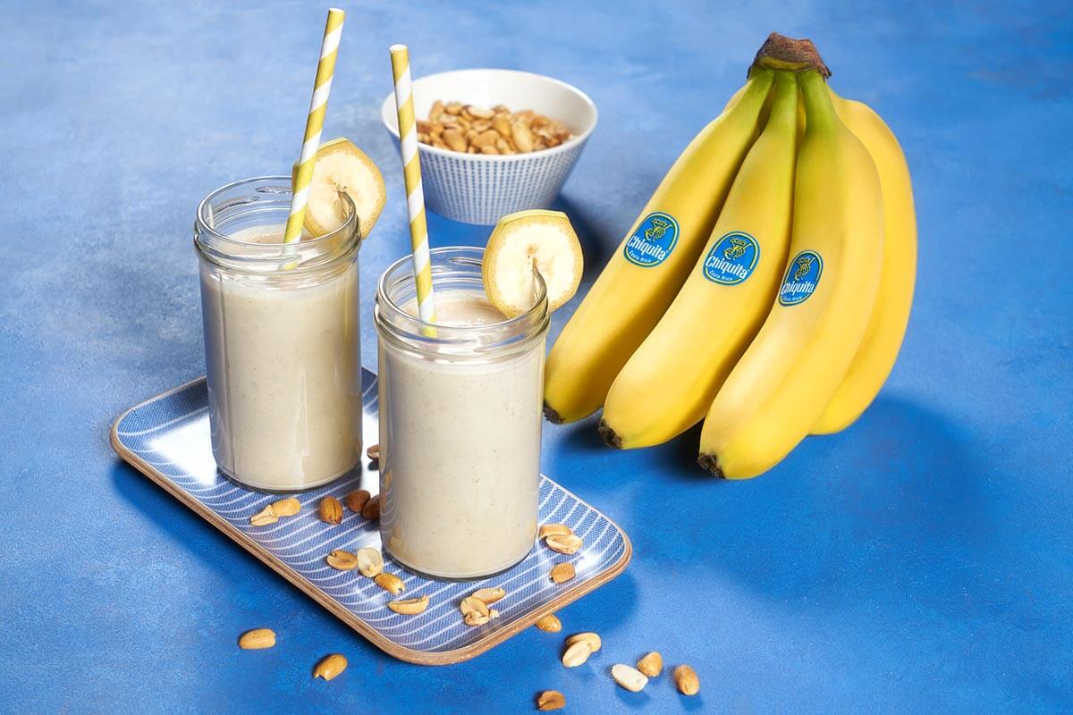 Bester cremiger Smoothie aus Erdnussbutter und Chiquita Bananen