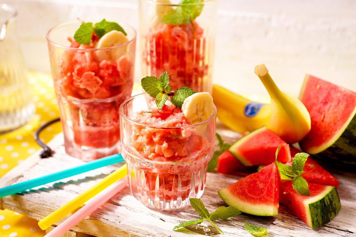 Granita mit gefrorenen Chiquita Bananen und Wassermelonenstücken