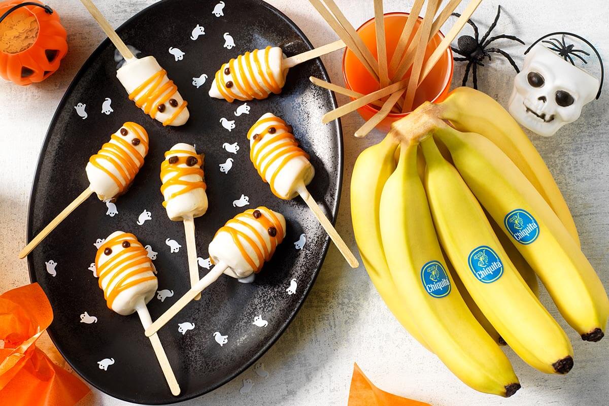 Halloween-Geister-Stieleis mit Chiquita Bananen und Joghurtglasur