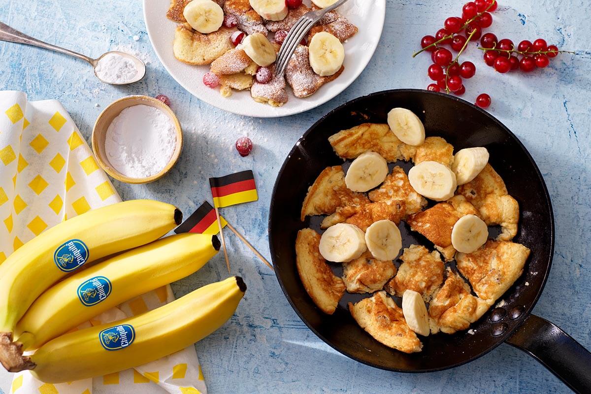 Kaiserschmarrn mit Chiquita Bananen und roten Beeren