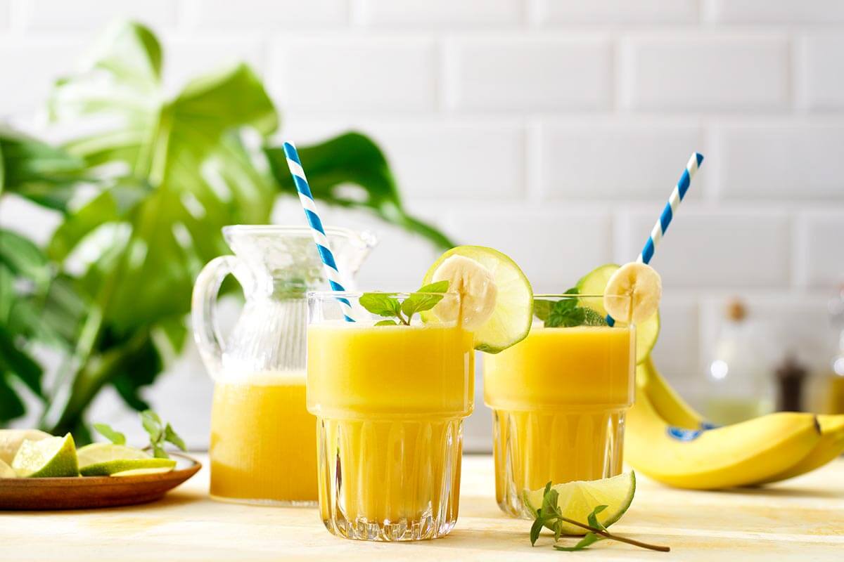 Tropischer Colada-Shake mit Chiquita Bananen und Kokosmilch | Chiquita ...