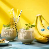 Smoothie mit Chiquita Banane und grünem Tee