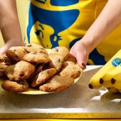 Einfache Schokokekse mit Chiquita Banane