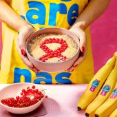 Smoothie Bowl mit Chiquita Banane, Mango und Ananas