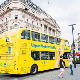 Die Markenbusse von Chiquita sind zurück in London und sie sind elektrisch!
