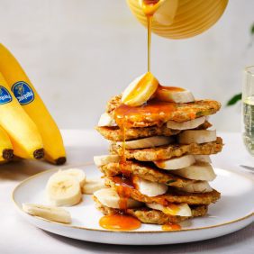 Pfannkuchen aus übrig gebliebenen Bananen, Zucchini und Karotten