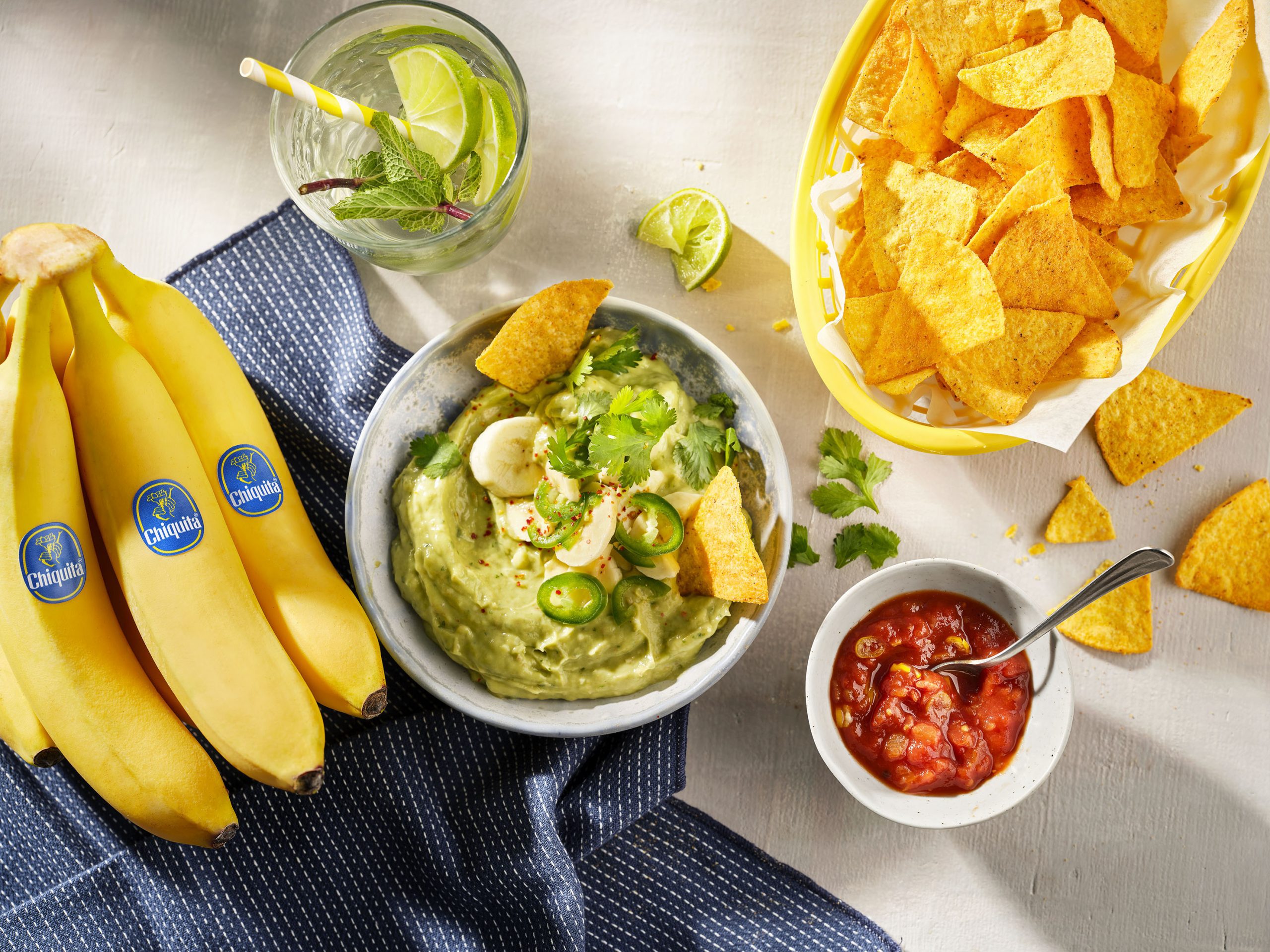 Fiesta-Guacamole mit Chiquita Bananen